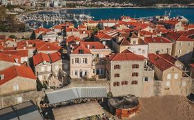 R Club Apartments Old Town Budva
